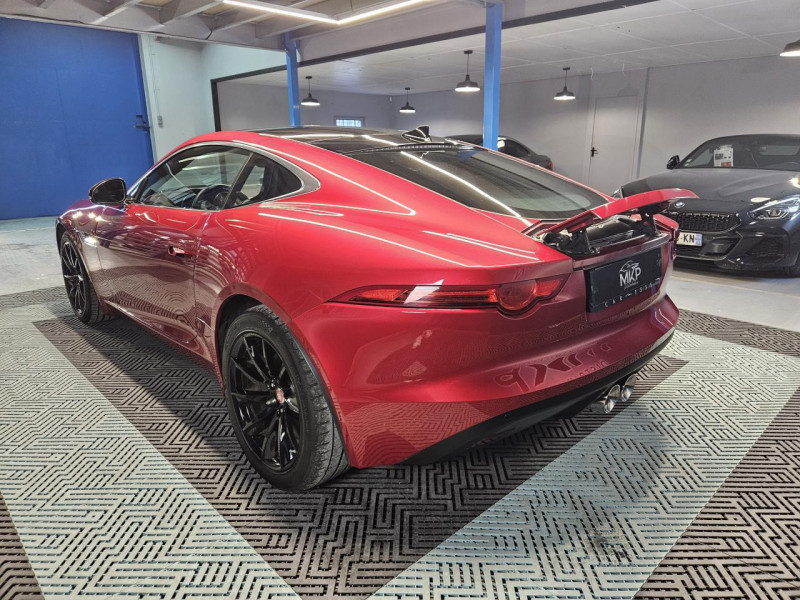 Photo 3 de l'offre de JAGUAR F-Type Coupe 3.0 V6 340 BVA8 à 36990€ chez MKP Distribution