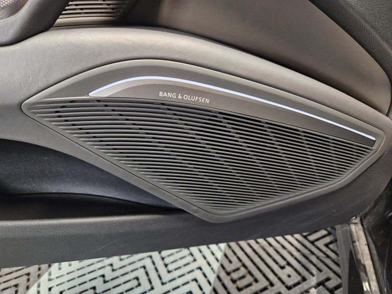 Photo 49 de l'offre de AUDI TT Coupé 2.0 TFSI 230 Quattro S-Line BVA6 à 28490€ chez MKP Distribution