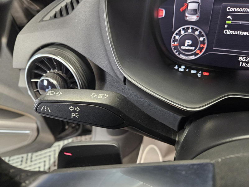 Photo 24 de l'offre de AUDI TT Coupé 2.0 TFSI 230 Quattro S-Line BVA6 à 28490€ chez MKP Distribution