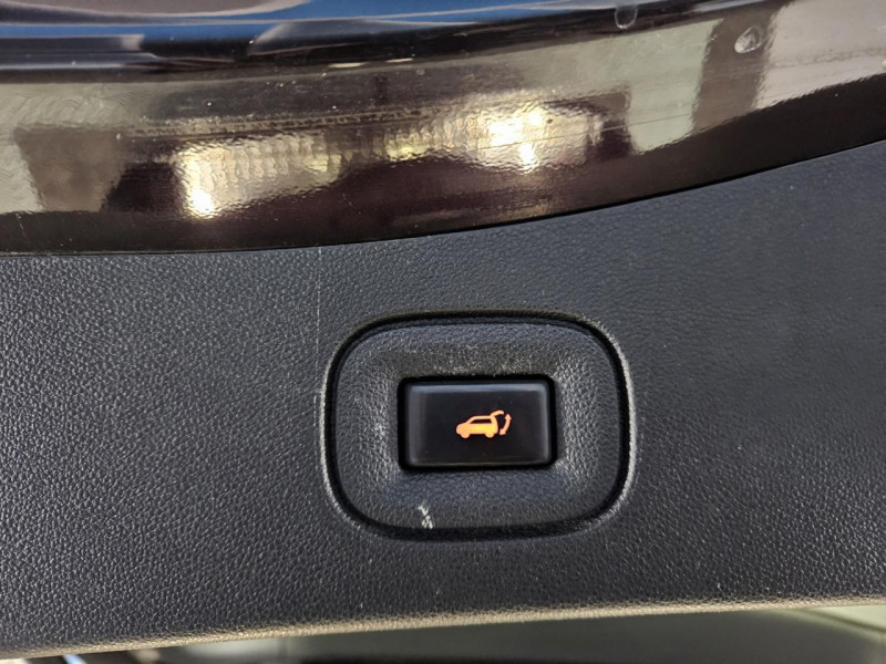 Photo 47 de l'offre de RENAULT KOLEOS 2.0 dCi 175 4x2 X-tronic Energy Initiale Paris à 18990€ chez MKP Distribution