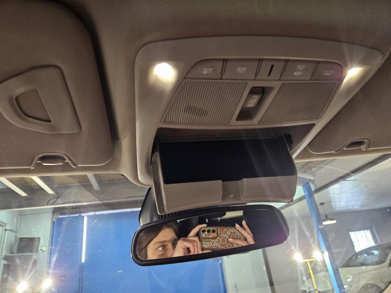 Photo 46 de l'offre de RENAULT KOLEOS 2.0 dCi 175 4x2 X-tronic Energy Initiale Paris à 18990€ chez MKP Distribution