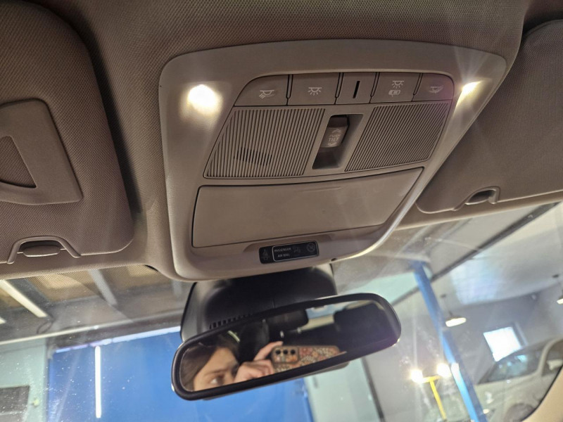 Photo 45 de l'offre de RENAULT KOLEOS 2.0 dCi 175 4x2 X-tronic Energy Initiale Paris à 18990€ chez MKP Distribution