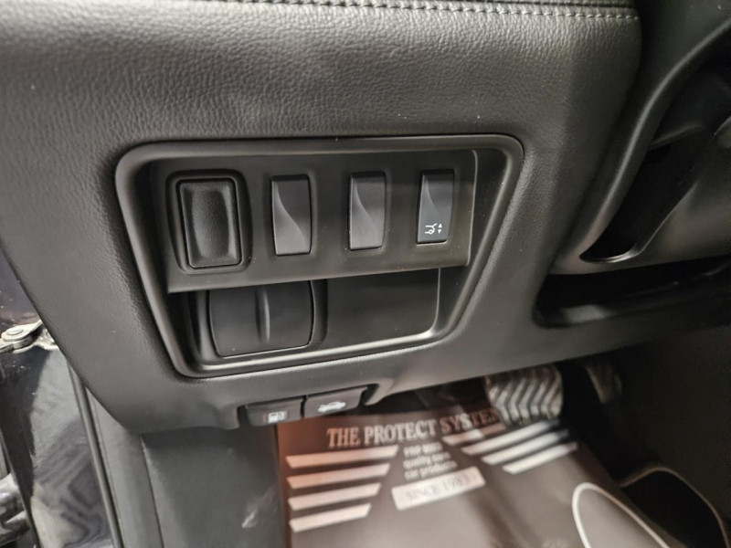 Photo 24 de l'offre de RENAULT KOLEOS 2.0 dCi 175 4x2 X-tronic Energy Initiale Paris à 18990€ chez MKP Distribution