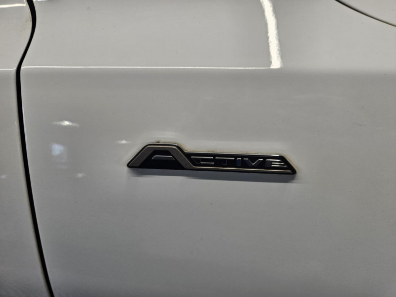 Photo 39 de l'offre de FORD FOCUS ACTIVE 1.0 EcoBoost 125 ST-Line BVM à 12490€ chez MKP Distribution