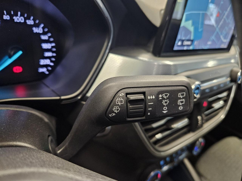 Photo 22 de l'offre de FORD FOCUS ACTIVE 1.0 EcoBoost 125 ST-Line BVM à 12490€ chez MKP Distribution