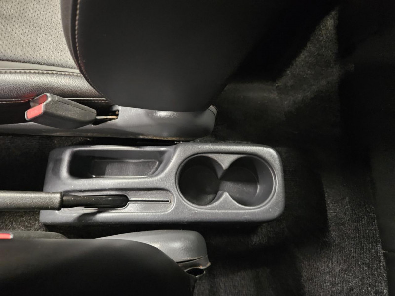 Photo 28 de l'offre de SUZUKI JIMNY  1.3 VVT 85 BVM5 JLX à 14990€ chez MKP Distribution