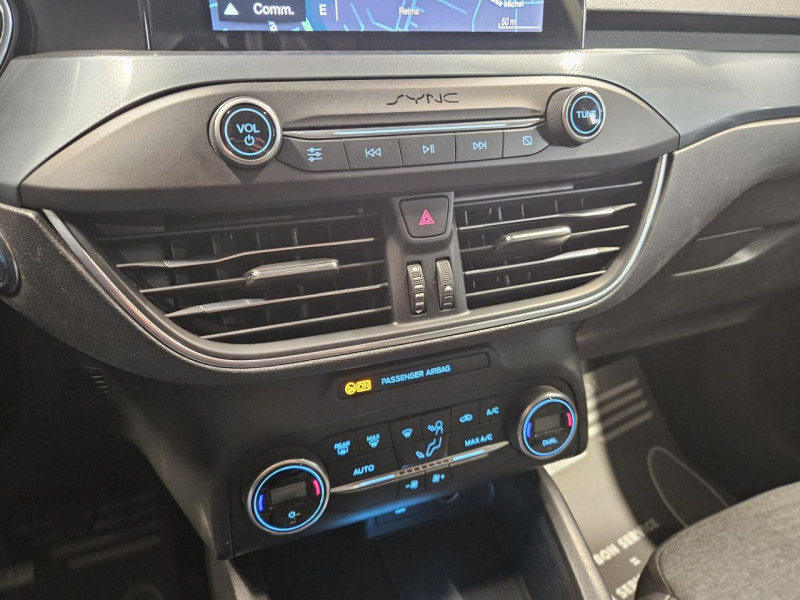 Photo 29 de l'offre de FORD FOCUS ACTIVE 1.0 EcoBoost 125 ST-Line BVM à 12490€ chez MKP Distribution