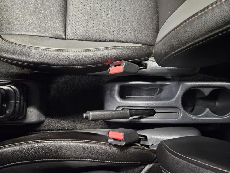 Photo 27 de l'offre de SUZUKI JIMNY  1.3 VVT 85 BVM5 JLX à 14990€ chez MKP Distribution