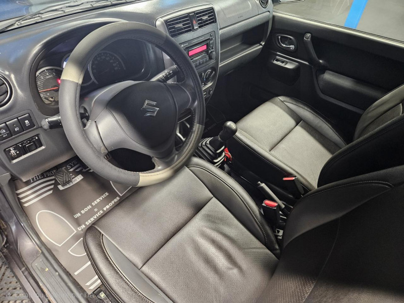 Photo 11 de l'offre de SUZUKI JIMNY  1.3 VVT 85 BVM5 JLX à 14990€ chez MKP Distribution