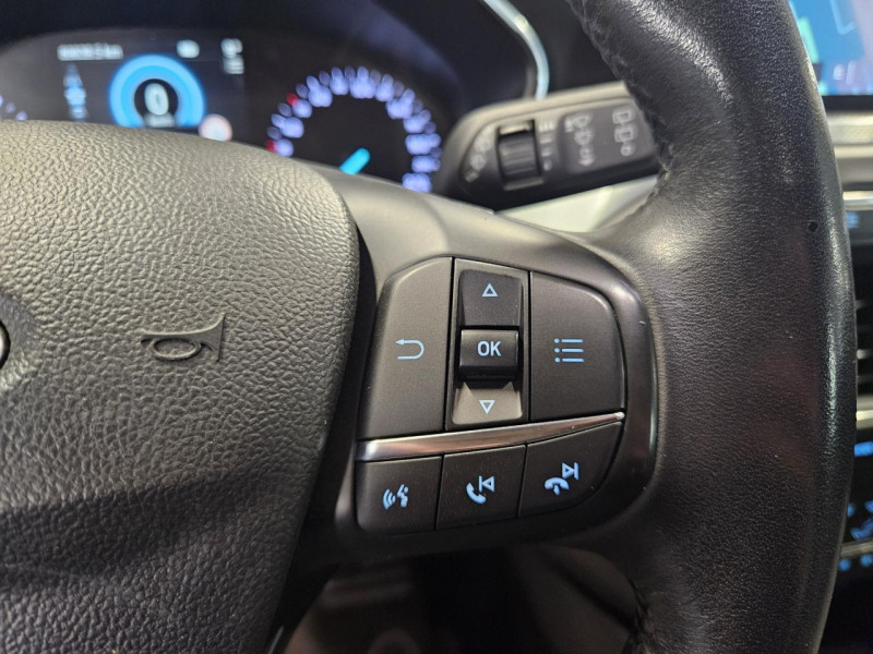 Photo 20 de l'offre de FORD FOCUS ACTIVE 1.0 EcoBoost 125 ST-Line BVM à 12490€ chez MKP Distribution