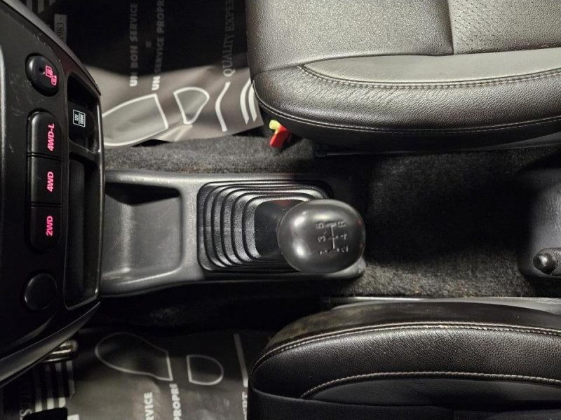 Photo 26 de l'offre de SUZUKI JIMNY  1.3 VVT 85 BVM5 JLX à 14990€ chez MKP Distribution