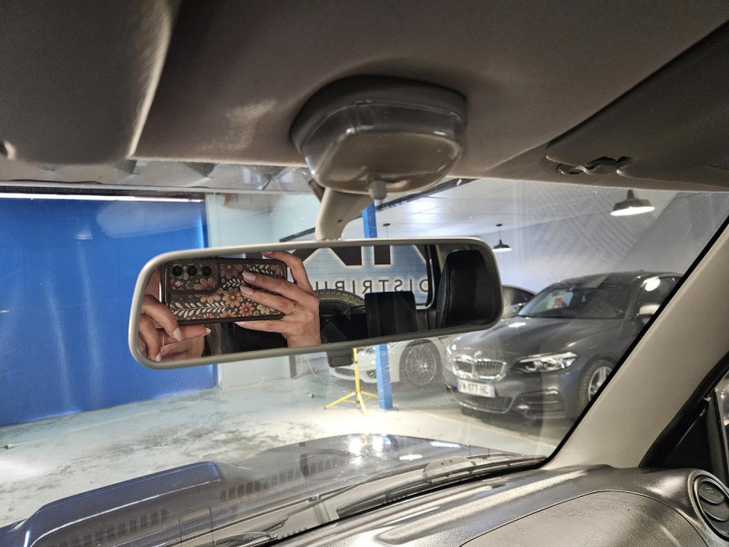 Photo 29 de l'offre de SUZUKI JIMNY  1.3 VVT 85 BVM5 JLX à 14990€ chez MKP Distribution