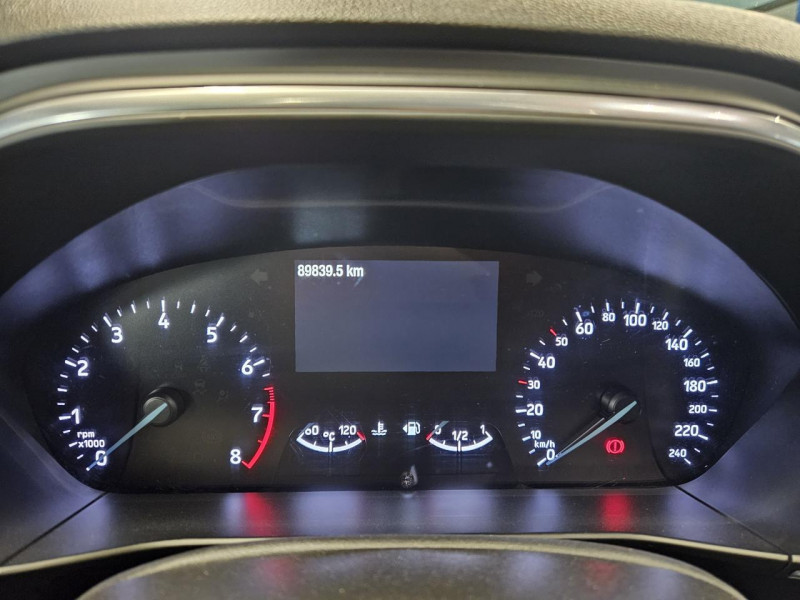 Photo 17 de l'offre de FORD FOCUS ACTIVE 1.0 EcoBoost 125 ST-Line BVM à 12490€ chez MKP Distribution