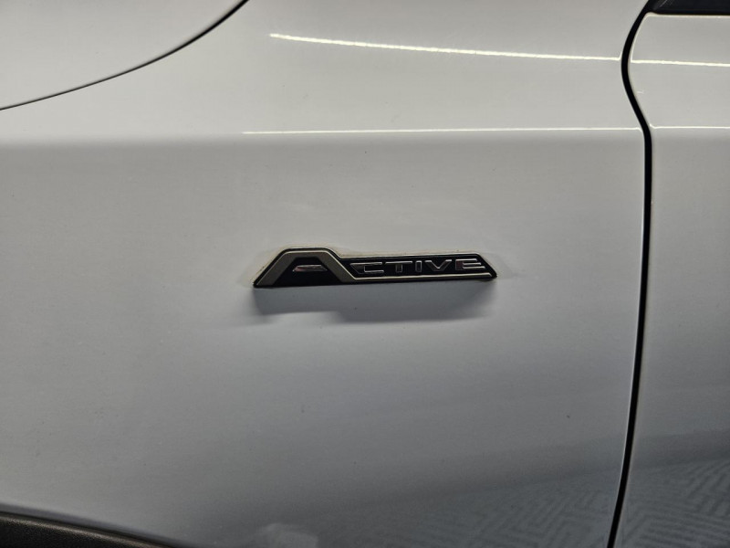 Photo 40 de l'offre de FORD FOCUS ACTIVE 1.0 EcoBoost 125 ST-Line BVM à 12490€ chez MKP Distribution