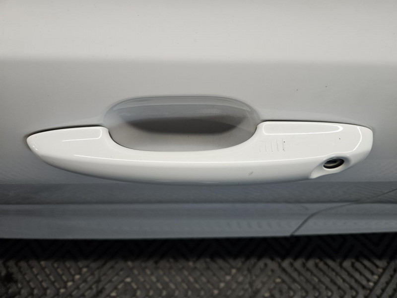 Photo 41 de l'offre de FORD FOCUS ACTIVE 1.0 EcoBoost 125 ST-Line BVM à 12490€ chez MKP Distribution