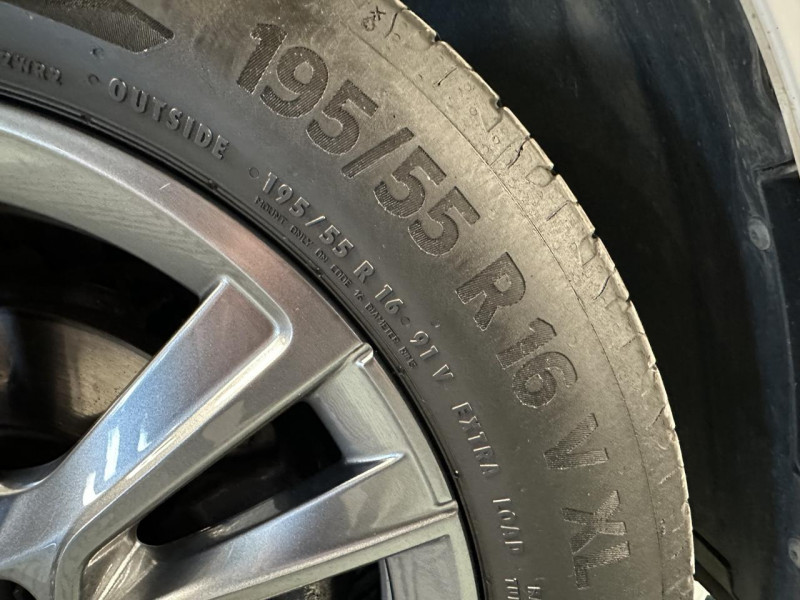 Photo 43 de l'offre de SKODA FABIA IV 1.0 TSI 110 Style  BVM - TVA à 12990€ chez MKP Distribution