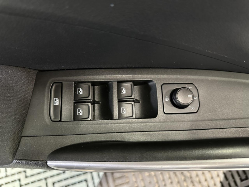 Photo 36 de l'offre de SKODA FABIA IV 1.0 TSI 110 Style  BVM - TVA à 12990€ chez MKP Distribution