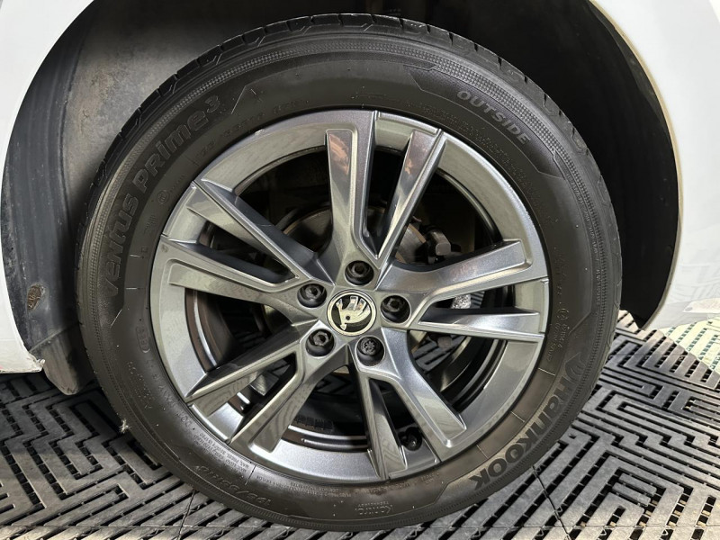 Photo 40 de l'offre de SKODA FABIA IV 1.0 TSI 110 Style  BVM - TVA à 12990€ chez MKP Distribution