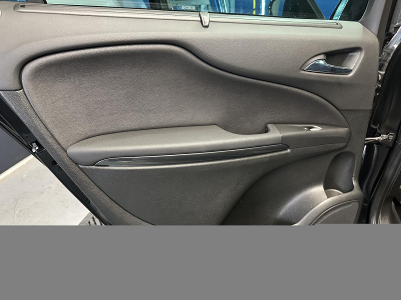 Photo 39 de l'offre de OPEL ZAFIRA 1.6 CDTI 134 ELITE 7PL PHASE 2 BVM à 14990€ chez MKP Distribution