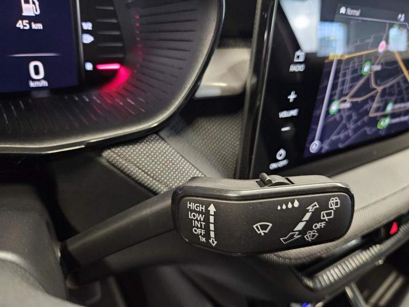 Photo 21 de l'offre de SKODA FABIA  1.0 TSI 95 Selection BVM 5 à 15490€ chez MKP Distribution