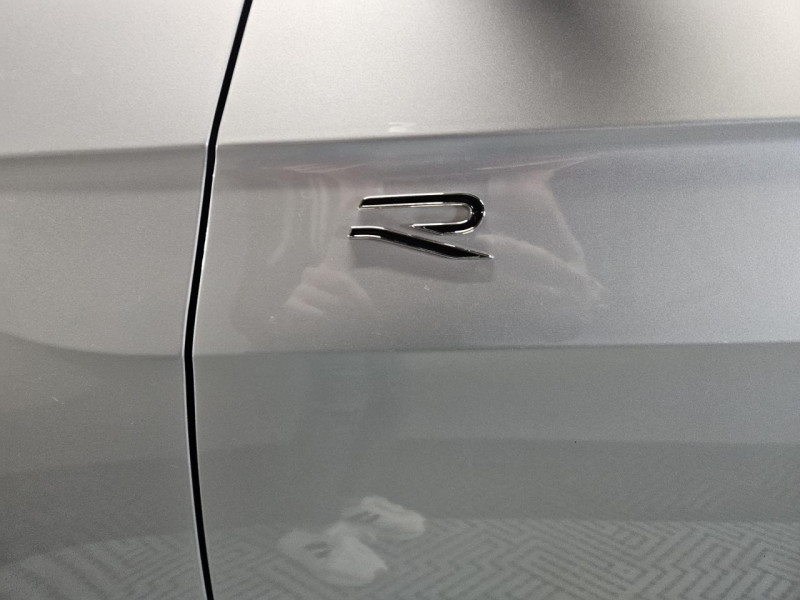 Photo 43 de l'offre de VOLKSWAGEN T-CROSS 1.5 TSI 150 DSG7  R-Line à 26990€ chez MKP Distribution