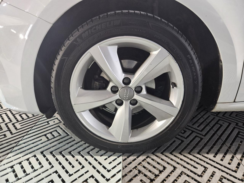 Photo 44 de l'offre de AUDI A1 SPORTBACK 1.4 TDi 90 AMBITION BVM à 13490€ chez MKP Distribution