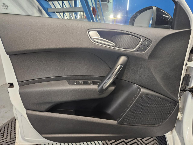 Photo 37 de l'offre de AUDI A1 SPORTBACK 1.4 TDi 90 AMBITION BVM à 13490€ chez MKP Distribution