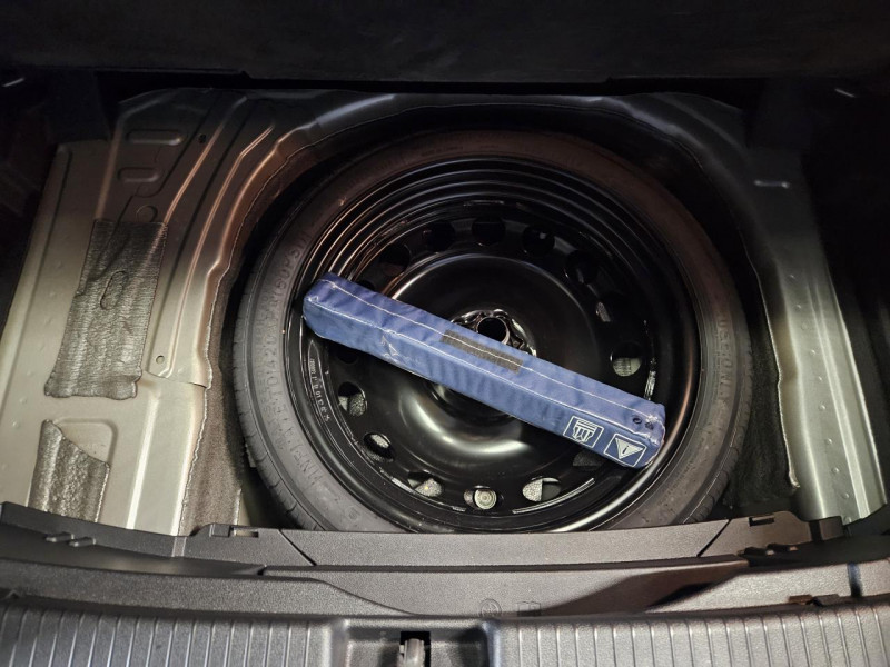 Photo 10 de l'offre de VOLKSWAGEN T-CROSS 1.5 TSI 150 DSG7  R-Line à 26990€ chez MKP Distribution