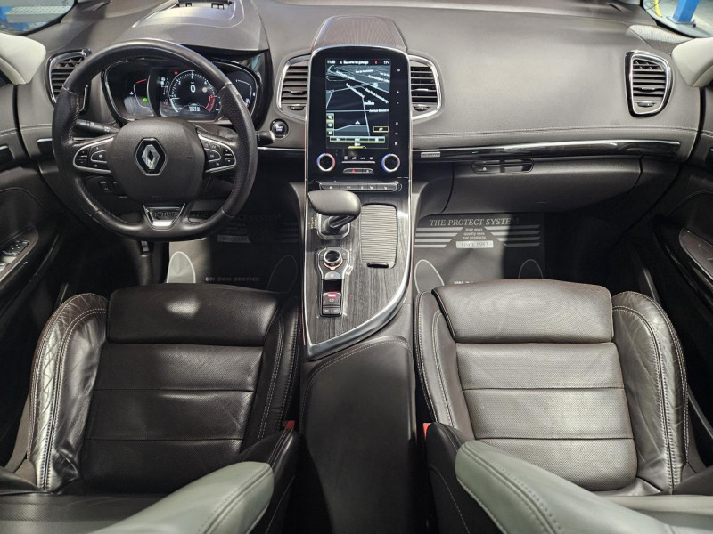 Photo 11 de l'offre de RENAULT ESPACE 1.6 dCi 160 Energy  Initiale Paris EDC 7PL à 15990€ chez MKP Distribution