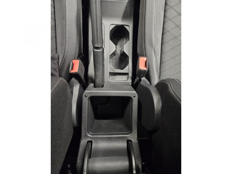 Photo 33 de l'offre de VOLKSWAGEN T-CROSS 1.5 TSI 150 DSG7  R-Line à 26990€ chez MKP Distribution