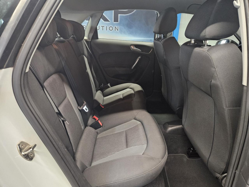 Photo 16 de l'offre de AUDI A1 SPORTBACK 1.4 TDi 90 AMBITION BVM à 13490€ chez MKP Distribution