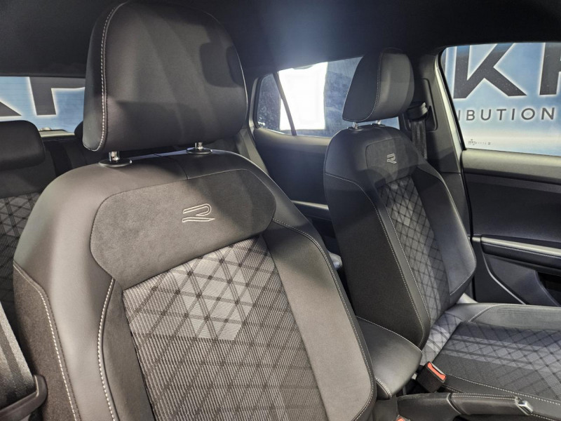 Photo 37 de l'offre de VOLKSWAGEN T-CROSS 1.5 TSI 150 DSG7  R-Line à 26990€ chez MKP Distribution