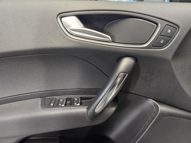 Photo 39 de l'offre de AUDI A1 SPORTBACK 1.4 TDi 90 AMBITION BVM à 13490€ chez MKP Distribution
