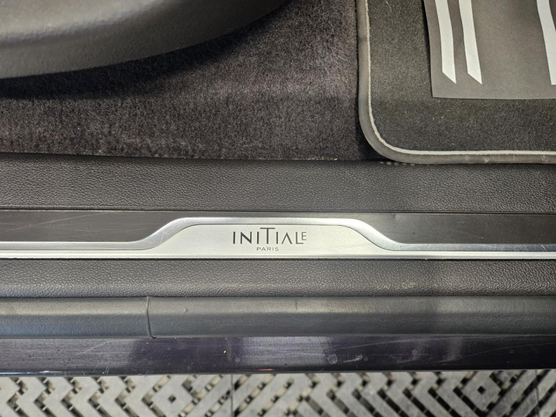 Photo 50 de l'offre de RENAULT ESPACE 1.6 dCi 160 Energy  Initiale Paris EDC 7PL à 15990€ chez MKP Distribution