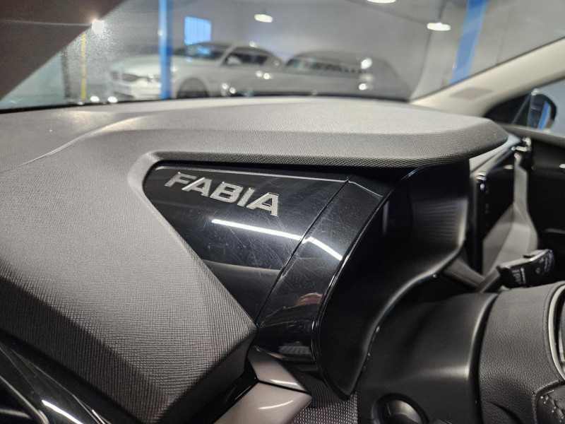 Photo 34 de l'offre de SKODA FABIA  1.0 TSI 95 Selection BVM 5 à 15490€ chez MKP Distribution