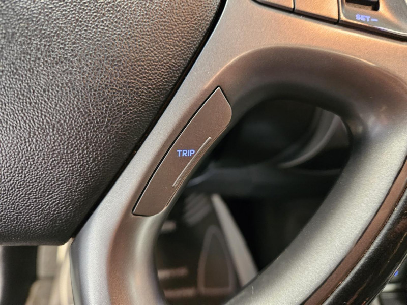 Photo 20 de l'offre de HYUNDAI ix35  1.6 GDi 135 2WD Premium BVM6  à 13490€ chez MKP Distribution