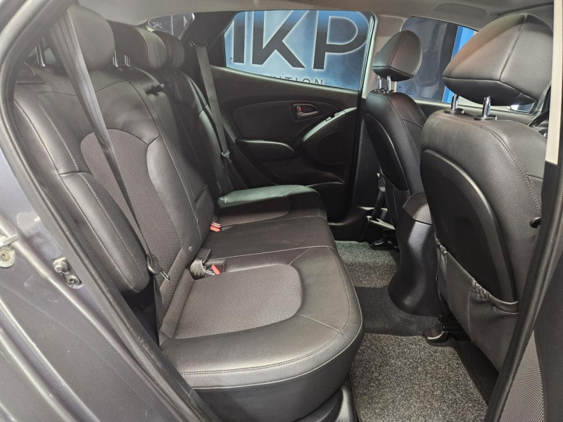 Photo 16 de l'offre de HYUNDAI ix35  1.6 GDi 135 2WD Premium BVM6  à 13490€ chez MKP Distribution