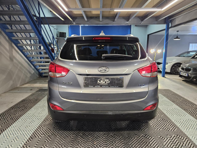 Photo 4 de l'offre de HYUNDAI ix35  1.6 GDi 135 2WD Premium BVM6  à 13490€ chez MKP Distribution