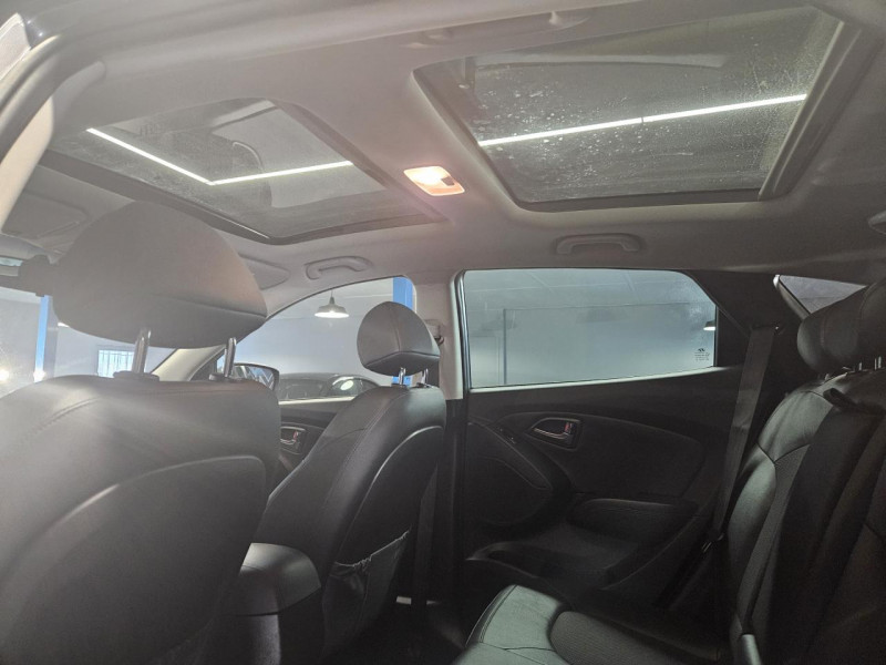 Photo 39 de l'offre de HYUNDAI ix35  1.6 GDi 135 2WD Premium BVM6  à 13490€ chez MKP Distribution