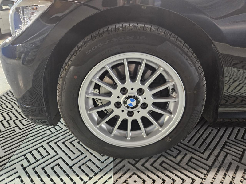 Photo 43 de l'offre de BMW SERIE 3 1.6 316i 122 Confort  PHASE 2 BVM6 à 10490€ chez MKP Distribution