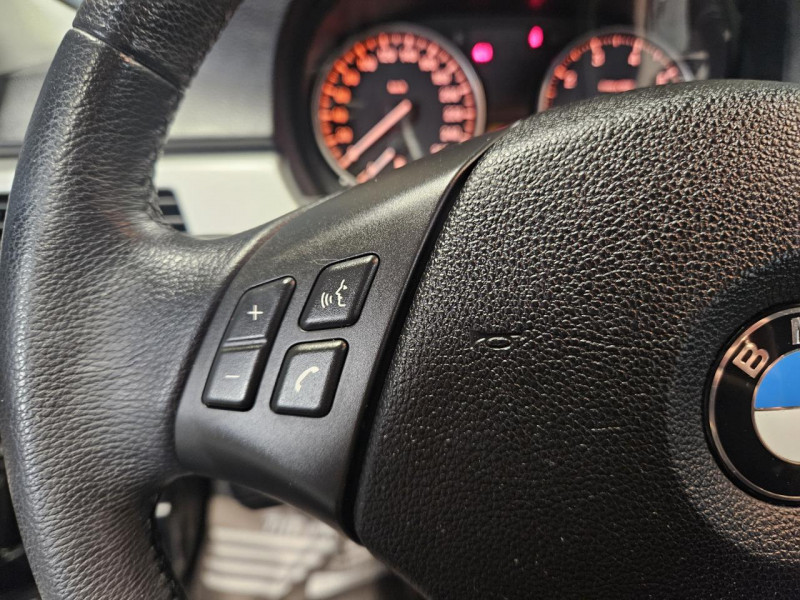 Photo 19 de l'offre de BMW SERIE 3 1.6 316i 122 Confort  PHASE 2 BVM6 à 10490€ chez MKP Distribution