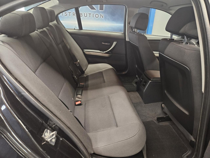 Photo 16 de l'offre de BMW SERIE 3 1.6 316i 122 Confort  PHASE 2 BVM6 à 10490€ chez MKP Distribution