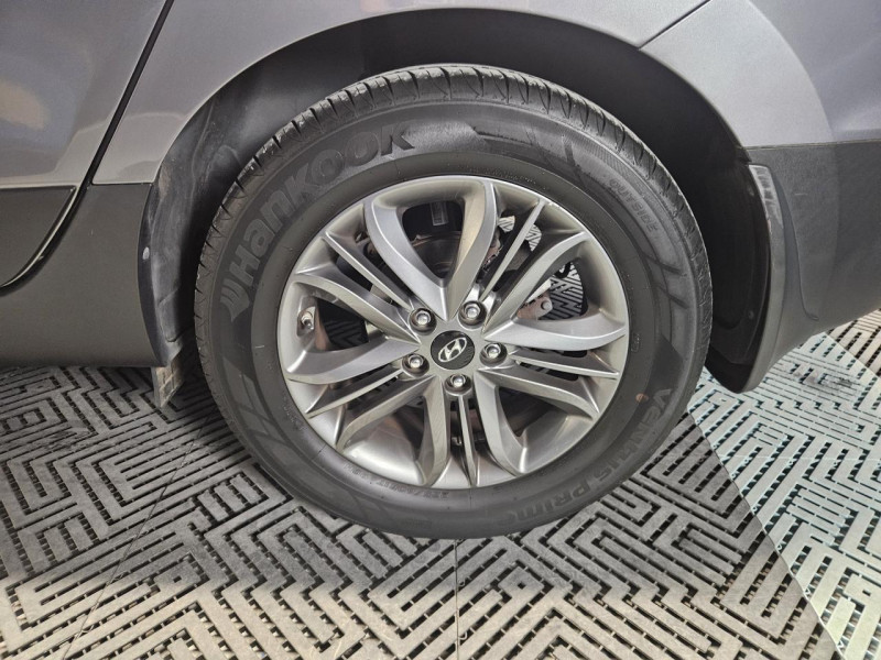 Photo 50 de l'offre de HYUNDAI ix35  1.6 GDi 135 2WD Premium BVM6  à 13490€ chez MKP Distribution