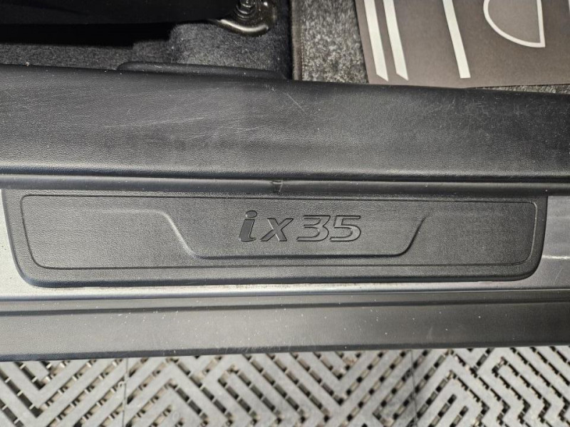 Photo 42 de l'offre de HYUNDAI ix35  1.6 GDi 135 2WD Premium BVM6  à 13490€ chez MKP Distribution