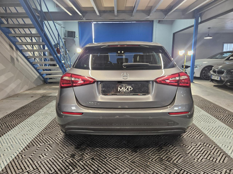 Photo 4 de l'offre de MERCEDES-BENZ CLASSE A 1.5 180 D 115 Business Line 7-DCT   à 18490€ chez MKP Distribution