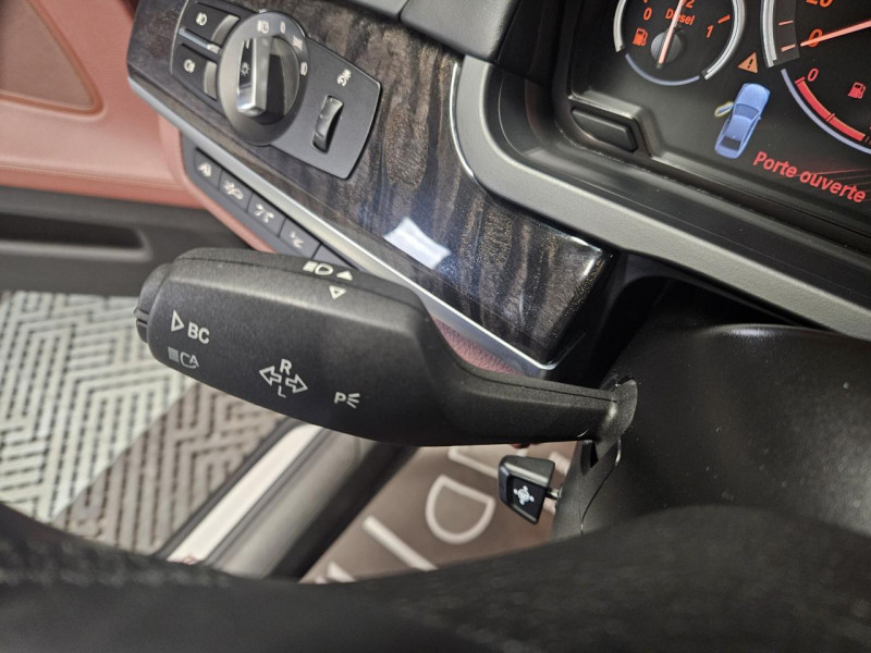 Photo 19 de l'offre de BMW SERIE 7 3.0 740dA xDrive 306 Exclusive BVA   à 25990€ chez MKP Distribution