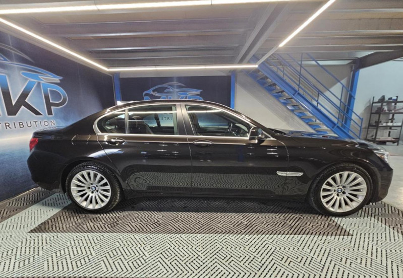Photo 4 de l'offre de BMW SERIE 7 3.0 740dA xDrive 306 Exclusive BVA   à 25990€ chez MKP Distribution