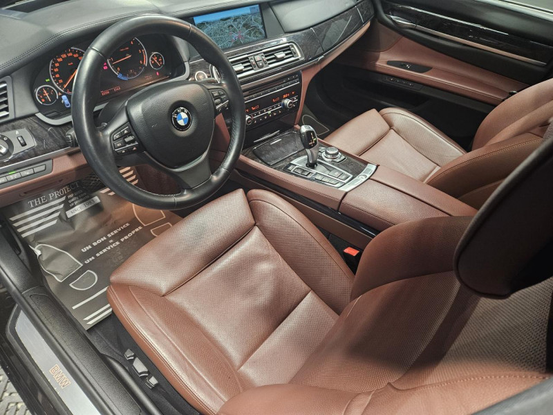 Photo 10 de l'offre de BMW SERIE 7 3.0 740dA xDrive 306 Exclusive BVA   à 25990€ chez MKP Distribution