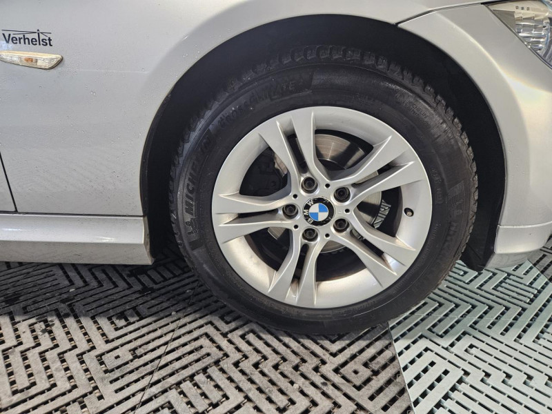 Photo 48 de l'offre de BMW serie 3 touring 2.0 316d TOURING 115 CONFORT BVM6 à 9990€ chez MKP Distribution
