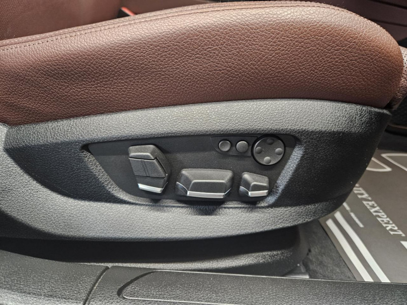 Photo 39 de l'offre de BMW SERIE 7 3.0 740dA xDrive 306 Exclusive BVA   à 25990€ chez MKP Distribution